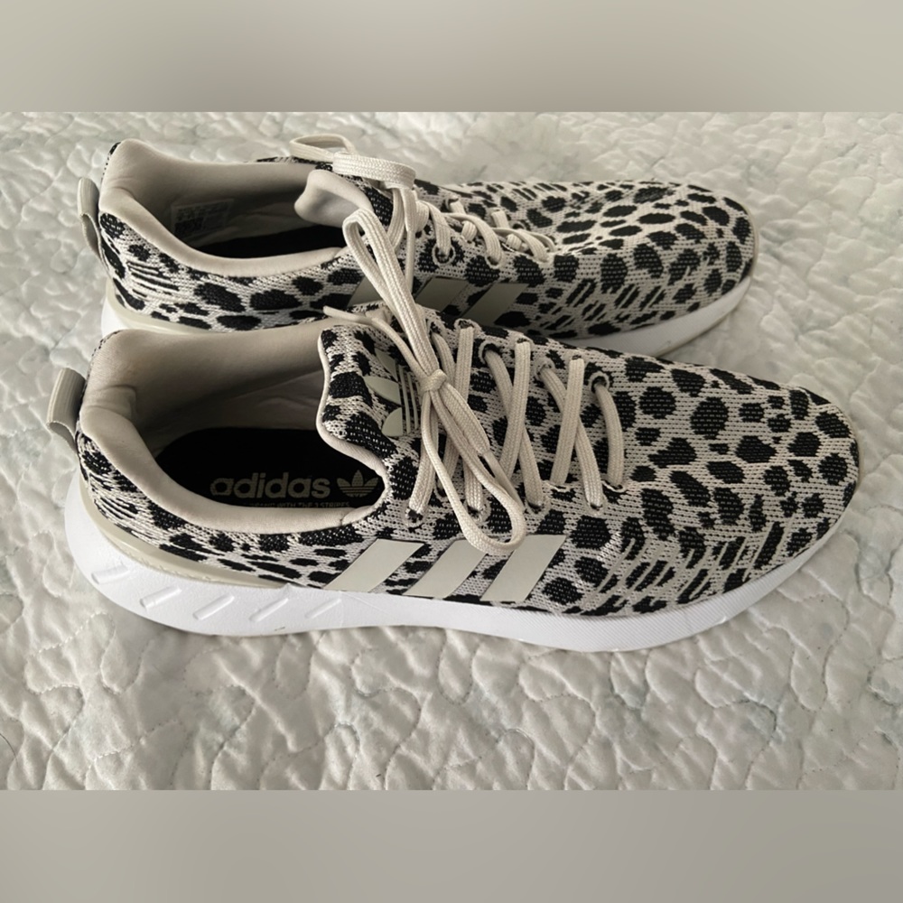 Women’s Adidas Cheetah